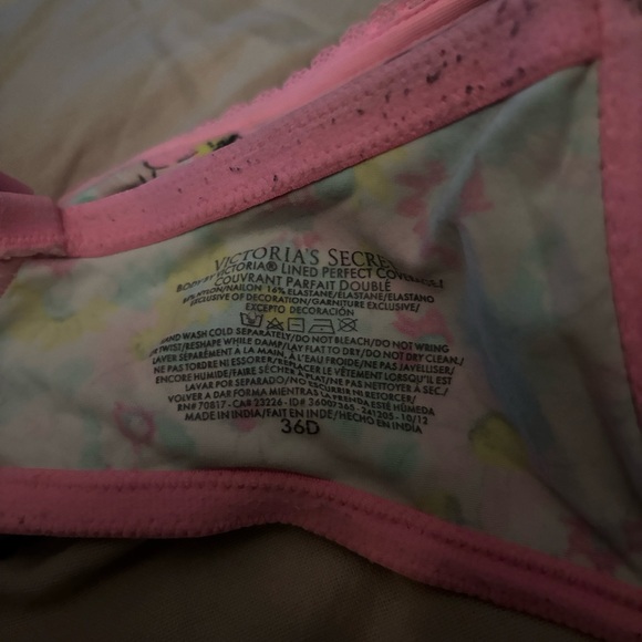 VS bra - Picture 4 of 4